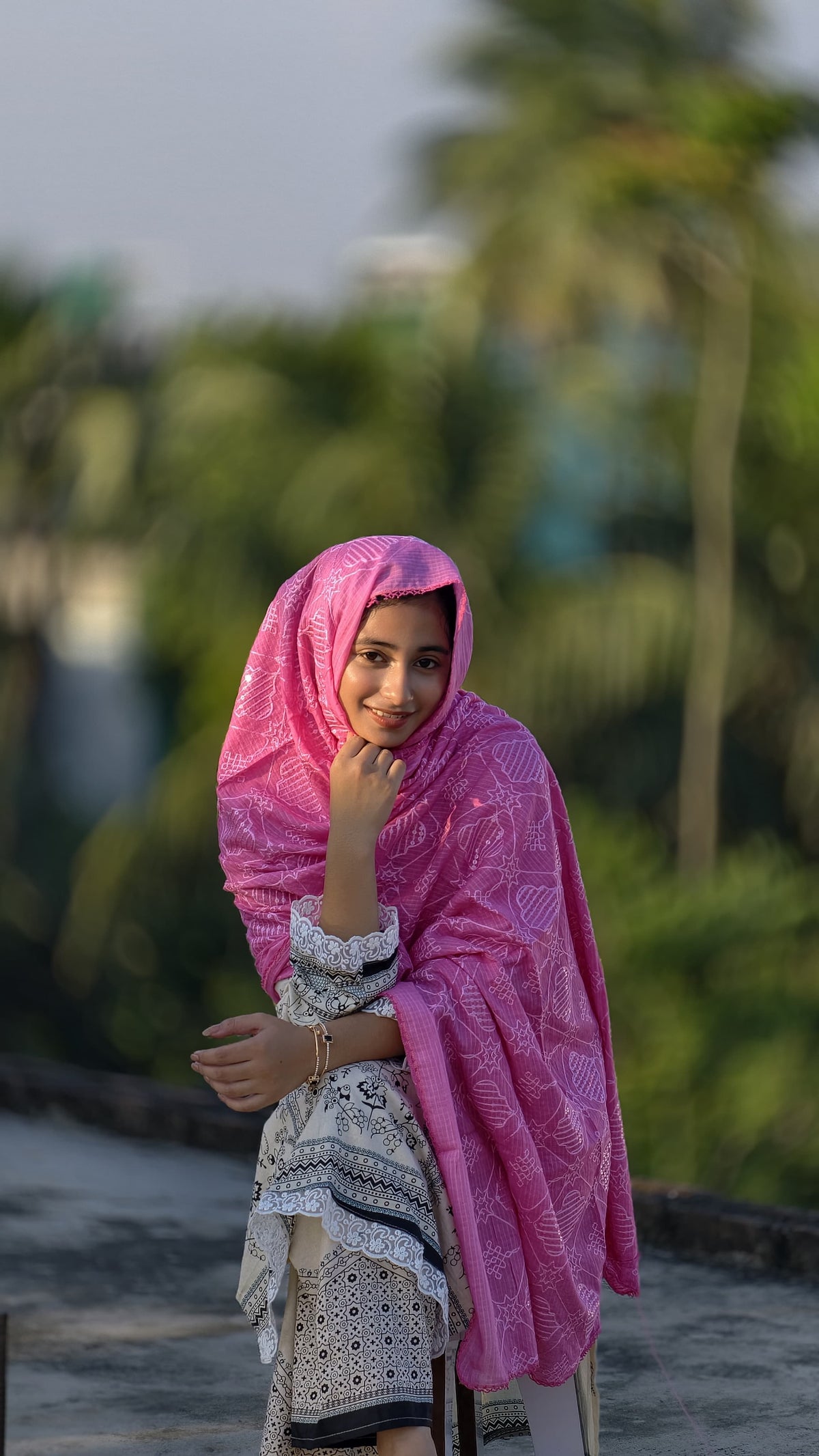 Daily Wear Cotton Kota Dupatta – Vibrant Fuchsia Pink Woven Lattice